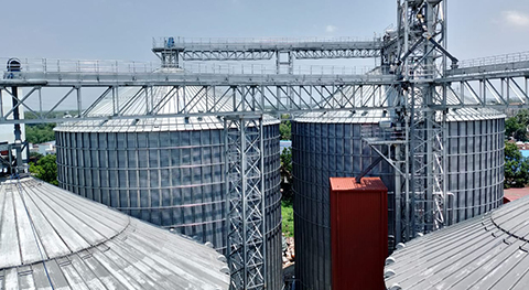 media/IAIL-has added-two-new-automated-silos-at-Valuka,-Mymensingh,-each-with-a-capacity-of-8,000-Metric-Tons,-enhancing-their-storage-capabilities-20242/05.jpg